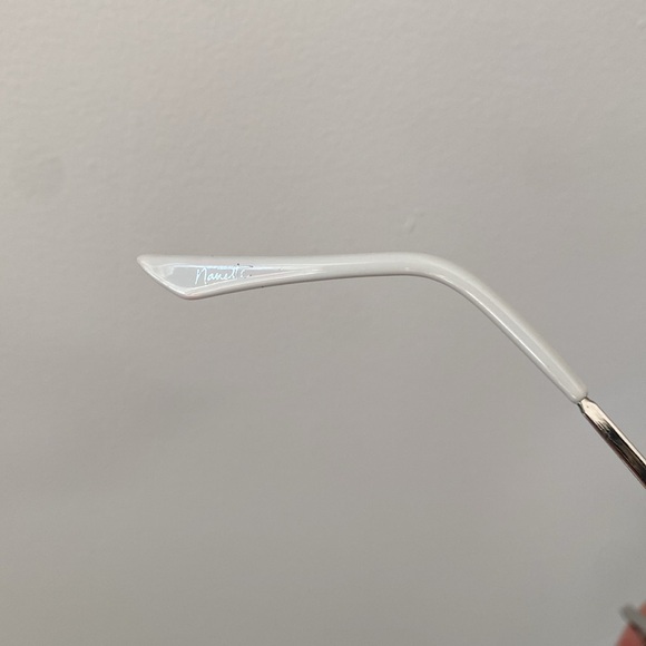 Nanette Lepore Mirrored Sunglasses - Picture 4 of 6